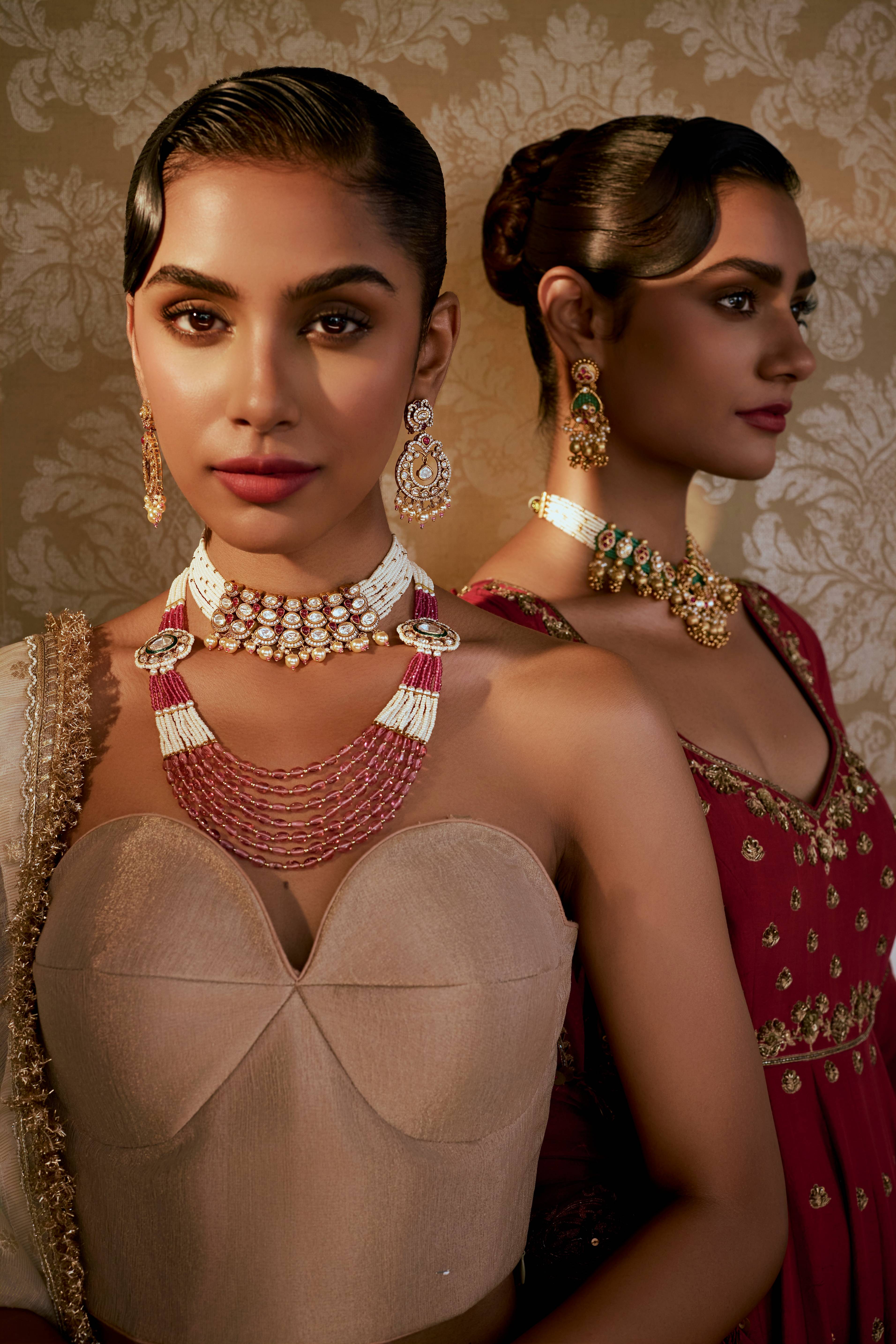 Rajmoti Manik Chocker